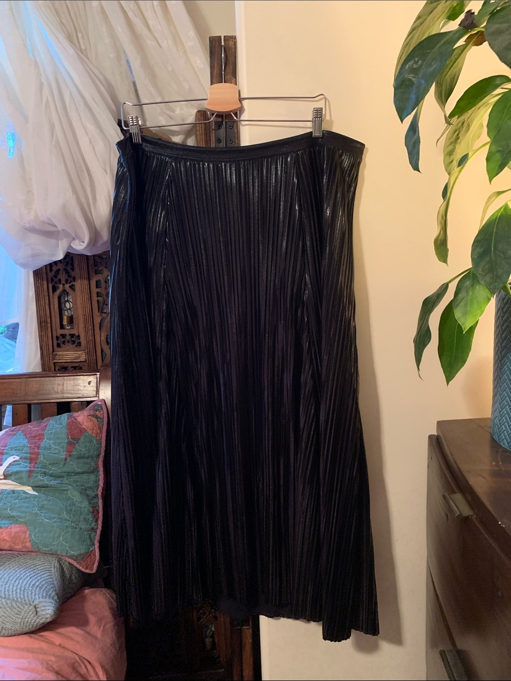Black Pleated Midi Skirt with Subtle Sheen